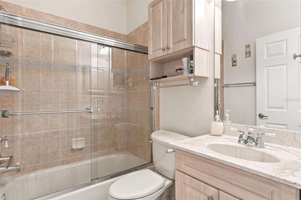 На продажу: $239,900 (2 спален, 2 ванн, 1473 Квадратных фут)