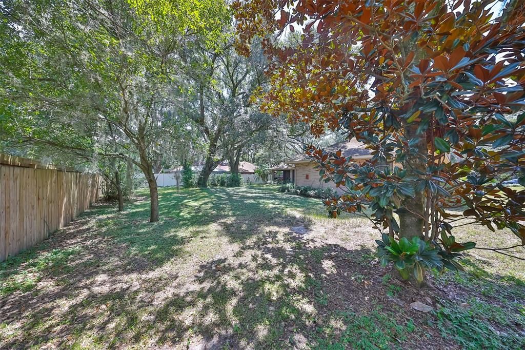 En Venta: $425,000 (4 camas, 2 baños, 2299 Pies cuadrados)