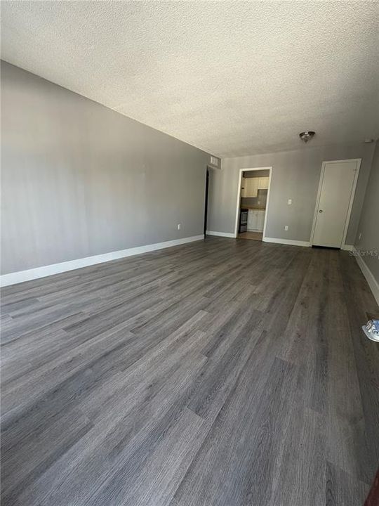 В аренду: $1,095 (1 спален, 1 ванн, 759 Квадратных фут)