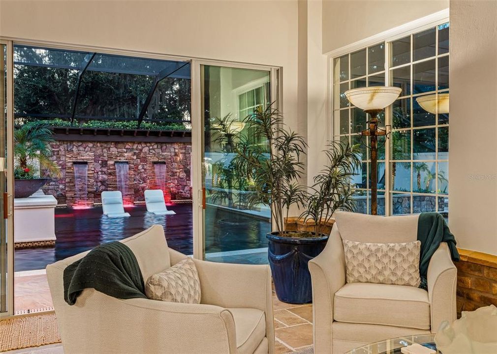 En Venta: $3,100,000 (5 camas, 4 baños, 6070 Pies cuadrados)