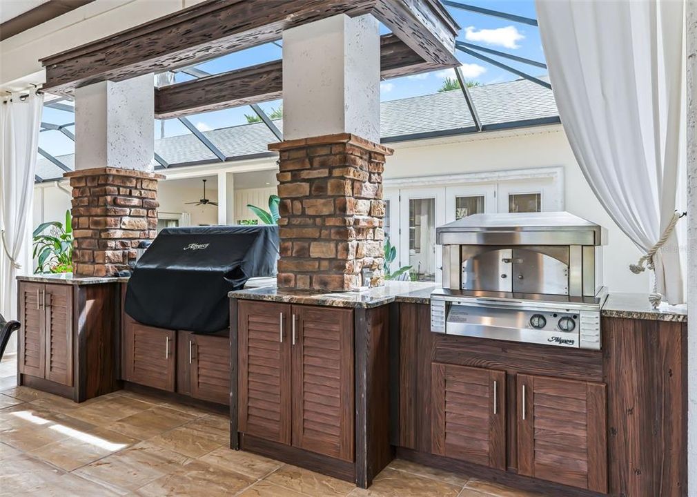 En Venta: $3,100,000 (5 camas, 4 baños, 6070 Pies cuadrados)