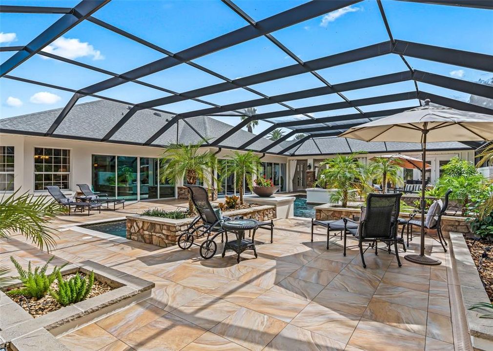 En Venta: $3,100,000 (5 camas, 4 baños, 6070 Pies cuadrados)