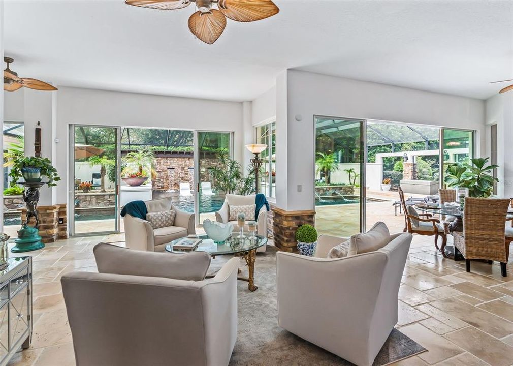 En Venta: $3,100,000 (5 camas, 4 baños, 6070 Pies cuadrados)