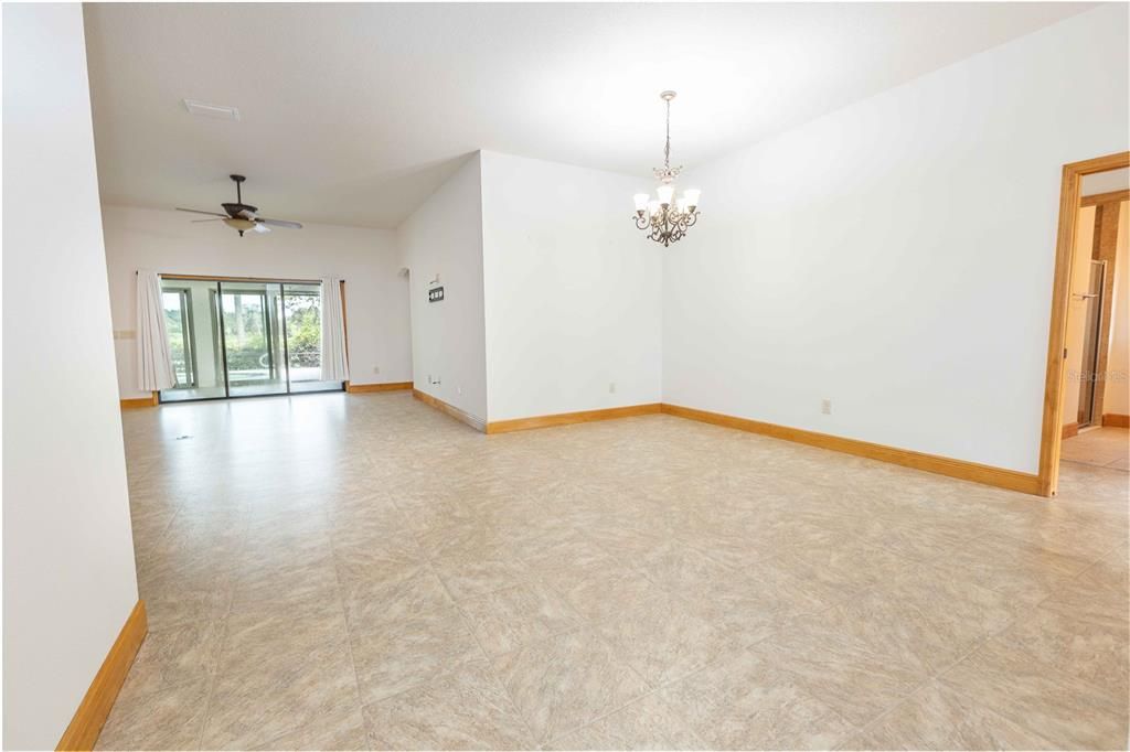 На продажу: $550,000 (3 спален, 2 ванн, 1892 Квадратных фут)