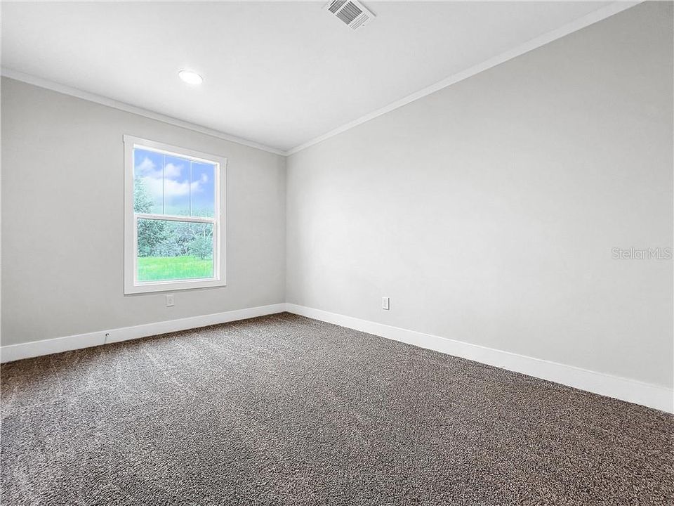 For Sale: $199,900 (3 beds, 2 baths, 1474 Square Feet)