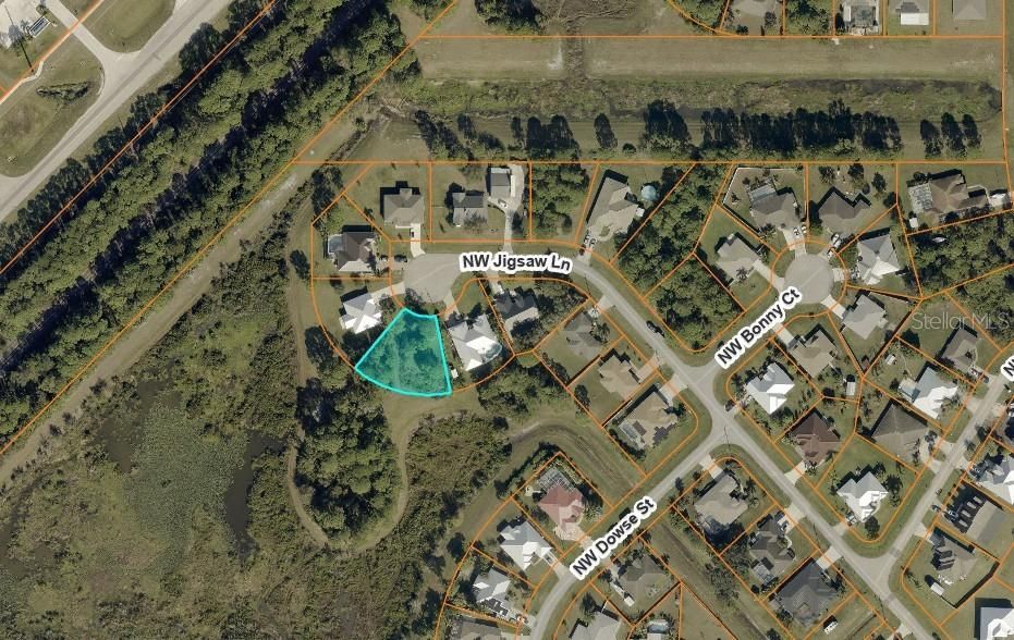待售: $155,000 (0.25 acres)