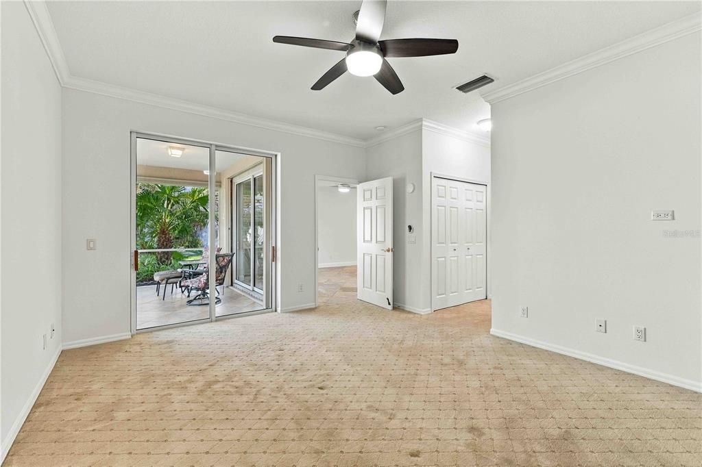 En Venta: $329,000 (2 camas, 2 baños, 1576 Pies cuadrados)