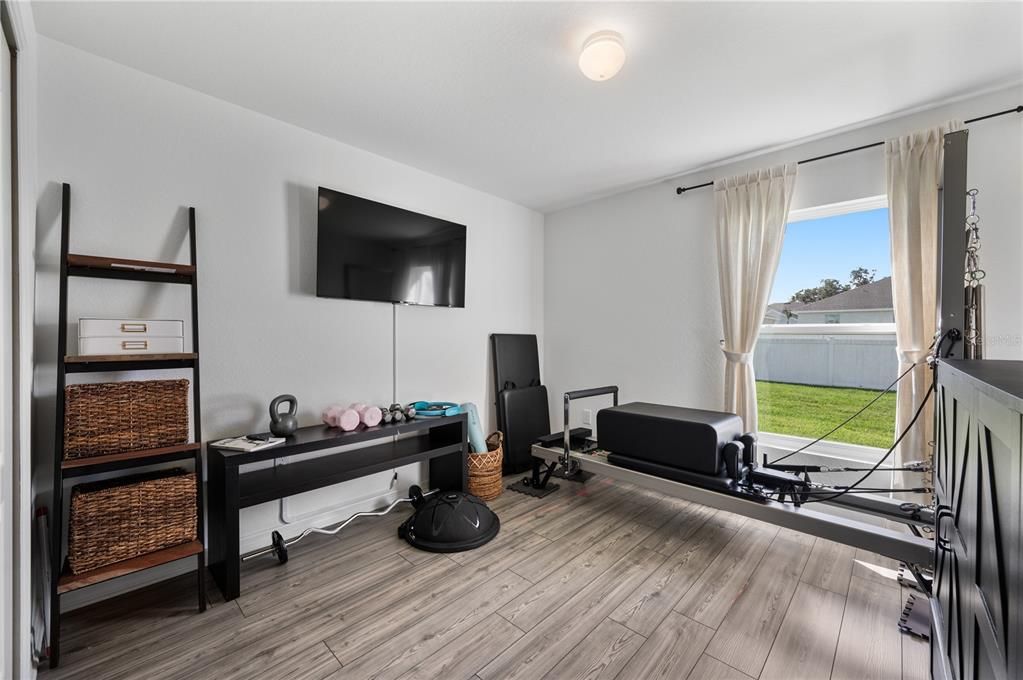 For Sale: $411,000 (4 beds, 2 baths, 1940 Square Feet)