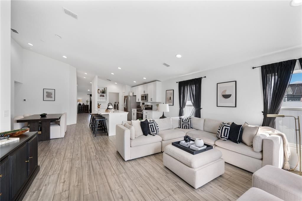 For Sale: $411,000 (4 beds, 2 baths, 1940 Square Feet)