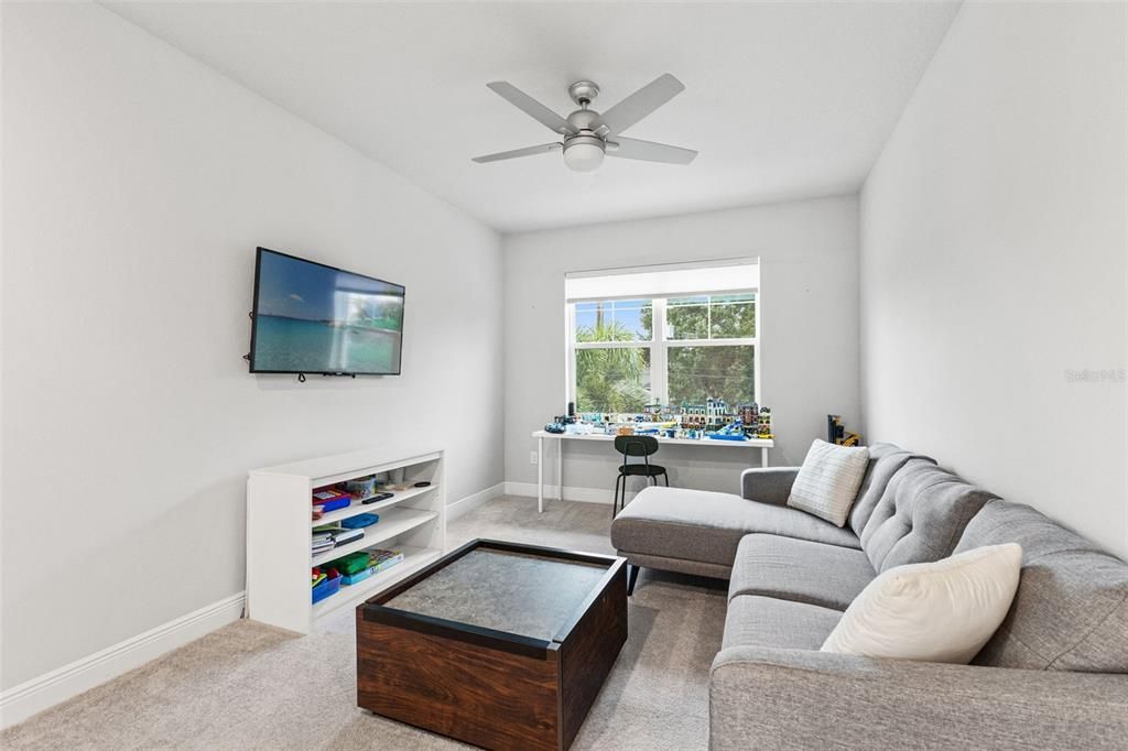 For Sale: $950,000 (4 beds, 3 baths, 2687 Square Feet)
