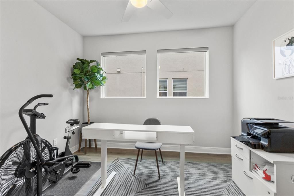 For Sale: $950,000 (4 beds, 3 baths, 2687 Square Feet)
