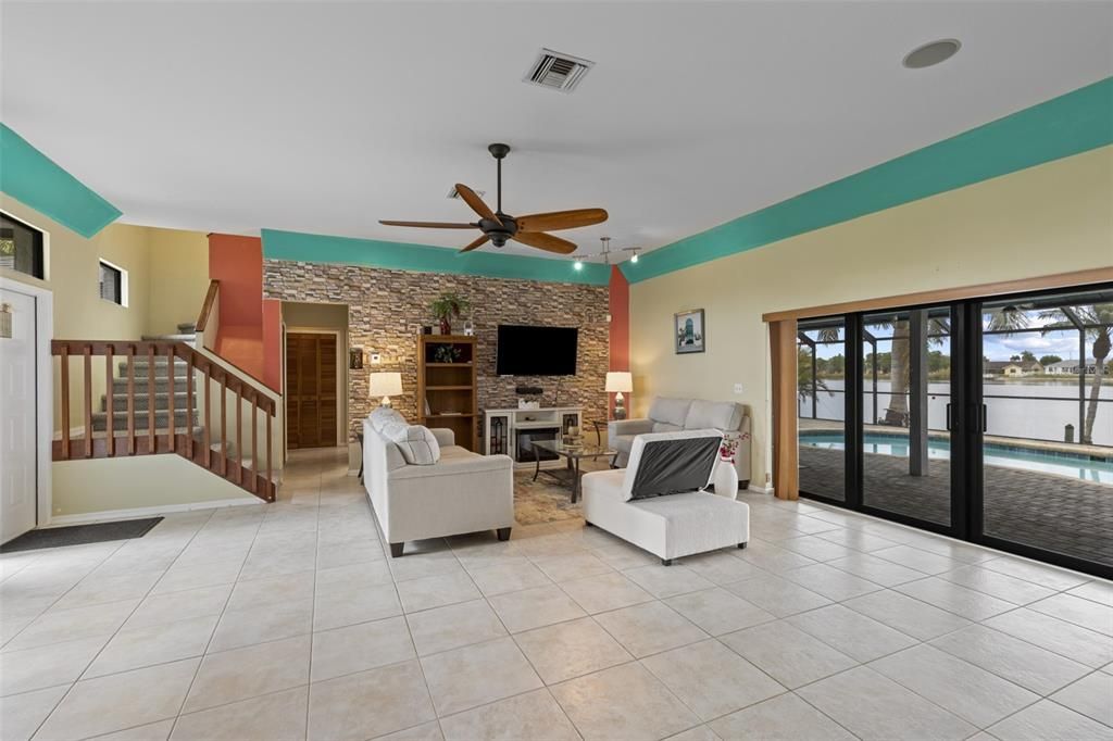 Active With Contract: $750,000 (4 beds, 3 baths, 3982 Square Feet)