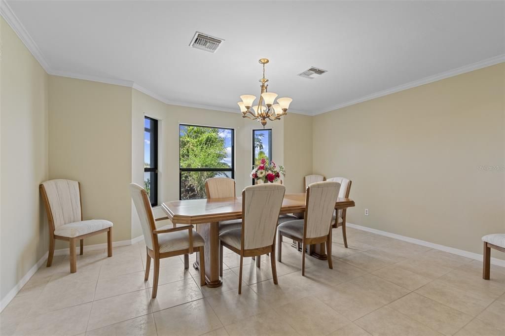 Active With Contract: $750,000 (4 beds, 3 baths, 3982 Square Feet)