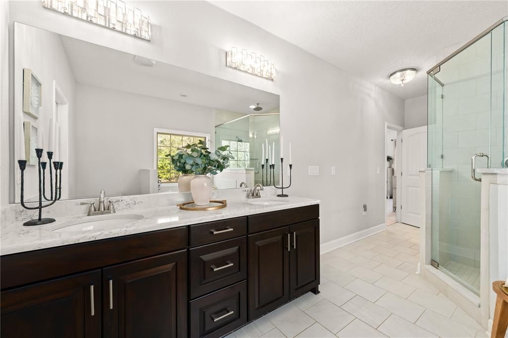 For Sale: $779,000 (4 beds, 3 baths, 4488 Square Feet)