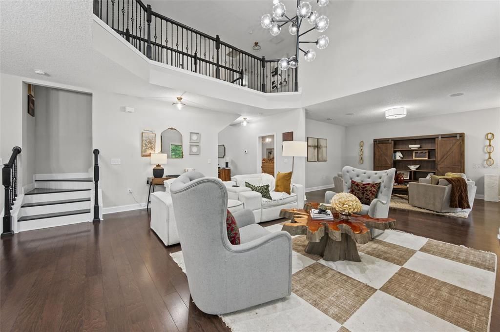 For Sale: $779,000 (4 beds, 3 baths, 4488 Square Feet)