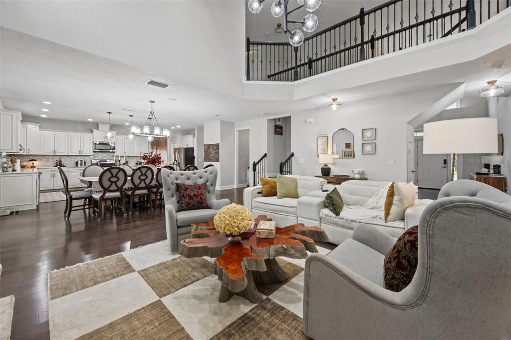 For Sale: $779,000 (4 beds, 3 baths, 4488 Square Feet)