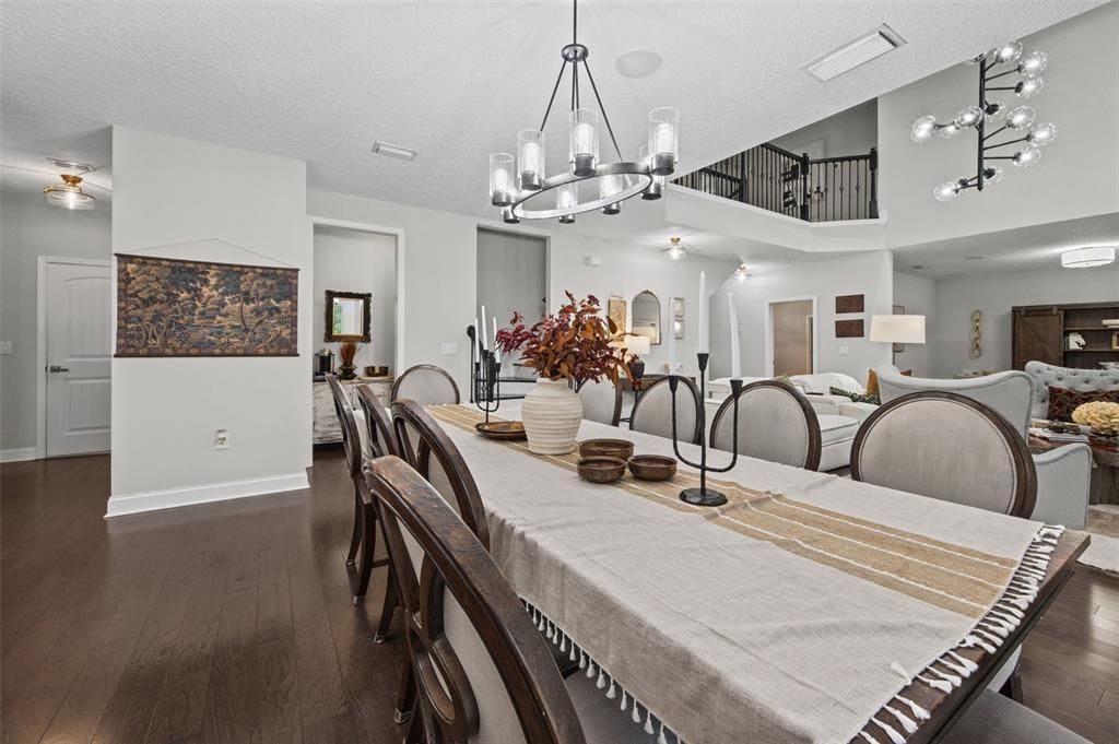For Sale: $779,000 (4 beds, 3 baths, 4488 Square Feet)