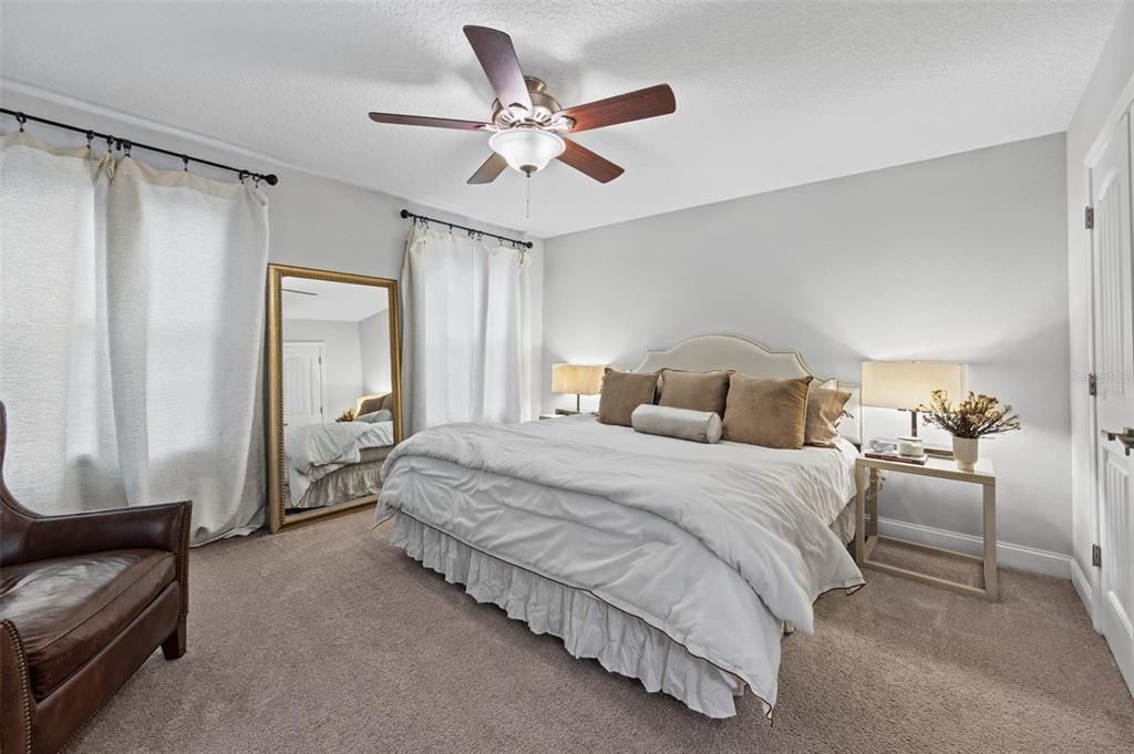 For Sale: $779,000 (4 beds, 3 baths, 4488 Square Feet)