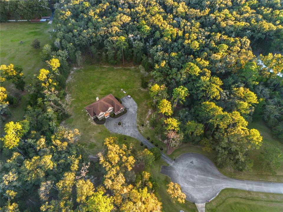 For Sale: $779,000 (4 beds, 3 baths, 4488 Square Feet)