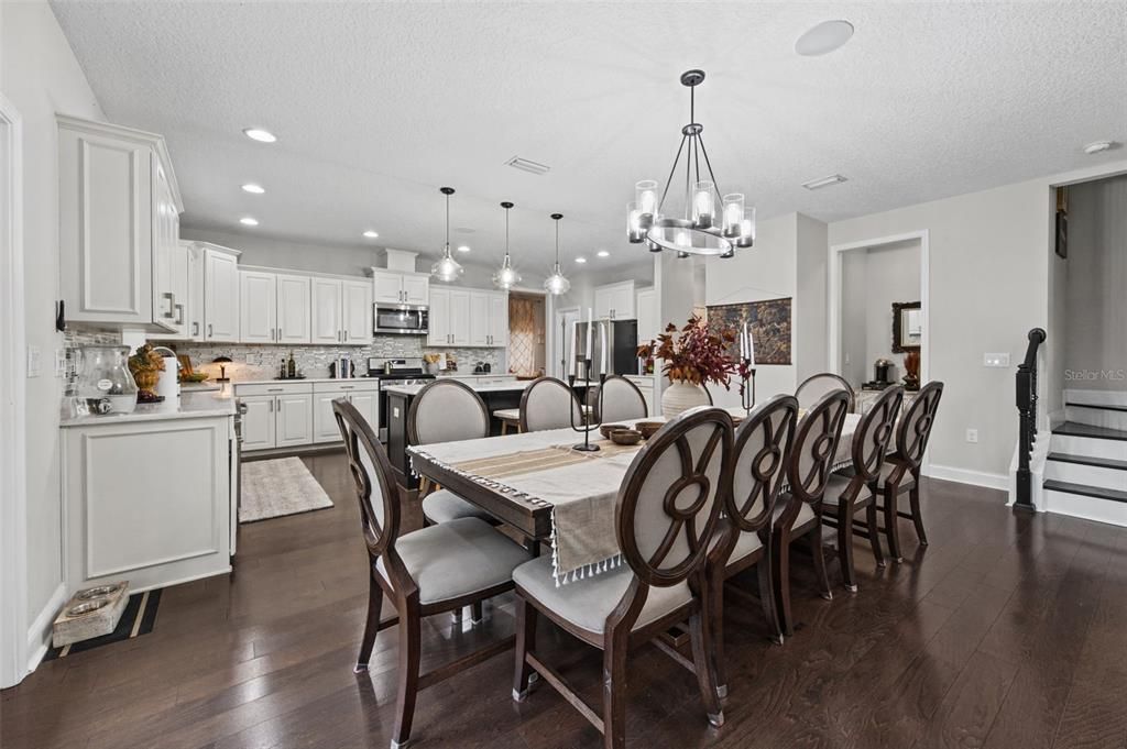 For Sale: $779,000 (4 beds, 3 baths, 4488 Square Feet)