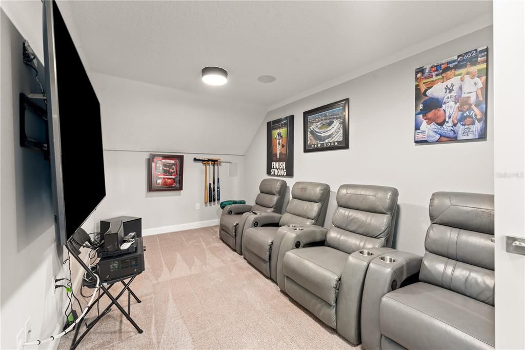For Sale: $779,000 (4 beds, 3 baths, 4488 Square Feet)