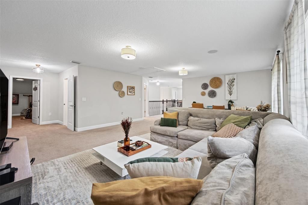 For Sale: $779,000 (4 beds, 3 baths, 4488 Square Feet)