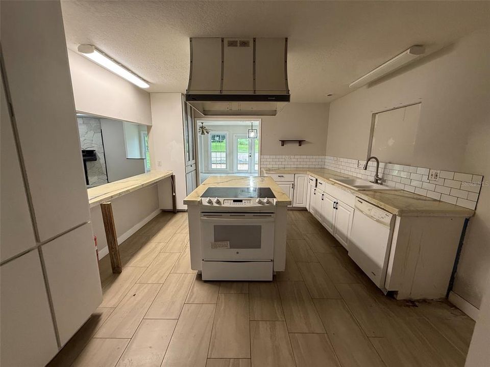 На продажу: $509,900 (4 спален, 3 ванн, 3140 Квадратных фут)