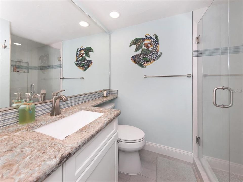 For Sale: $515,000 (2 beds, 2 baths, 934 Square Feet)