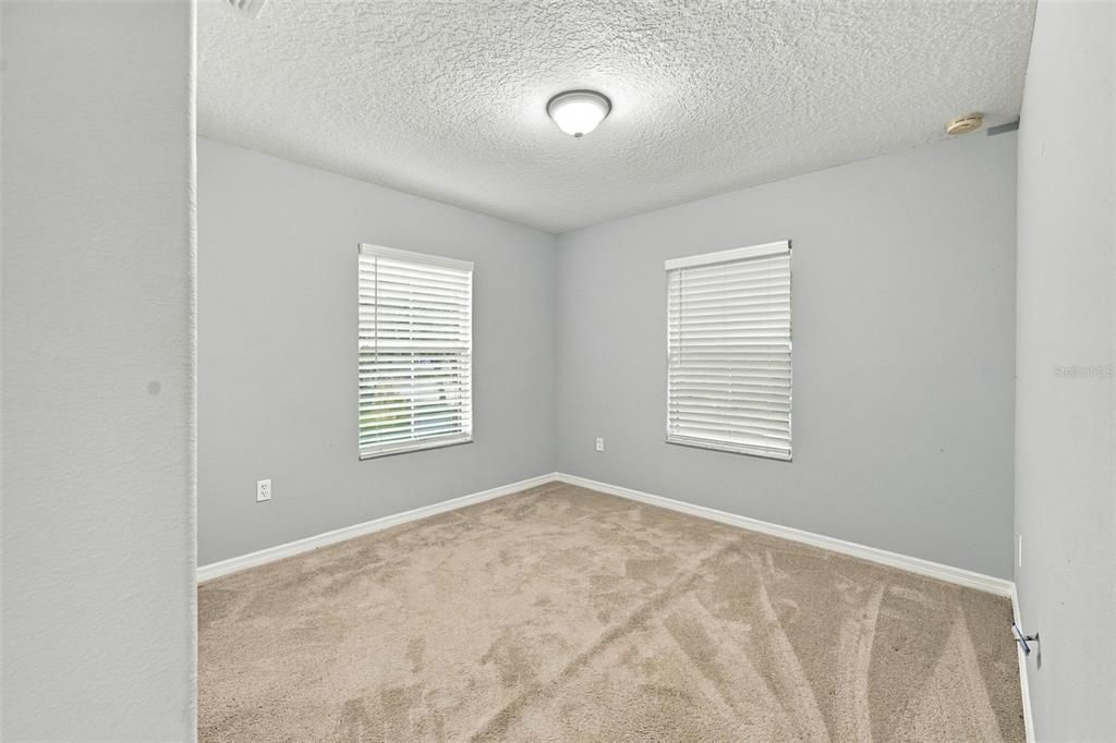 For Sale: $179,900 (3 beds, 2 baths, 1363 Square Feet)
