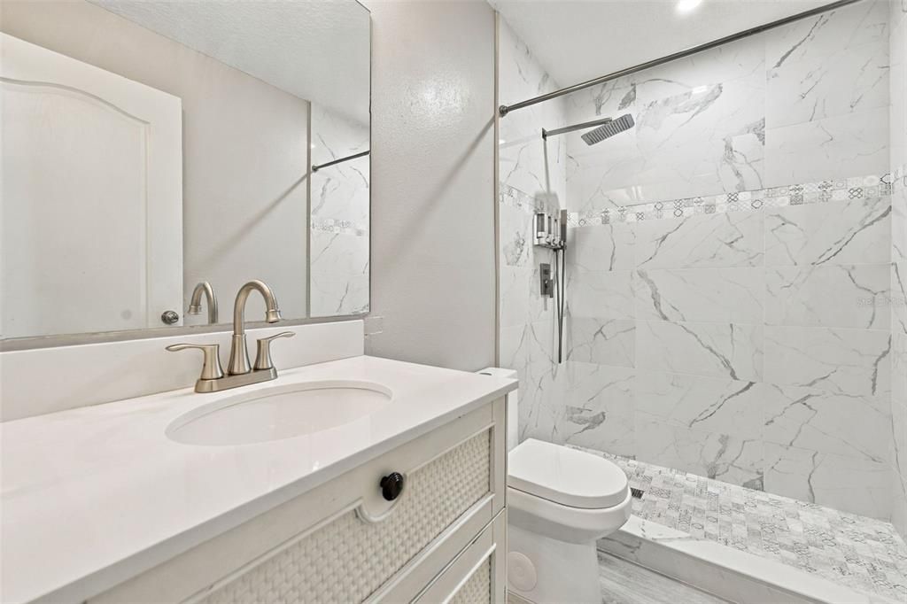 For Sale: $179,900 (3 beds, 2 baths, 1363 Square Feet)