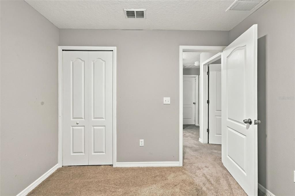 For Sale: $179,900 (3 beds, 2 baths, 1363 Square Feet)