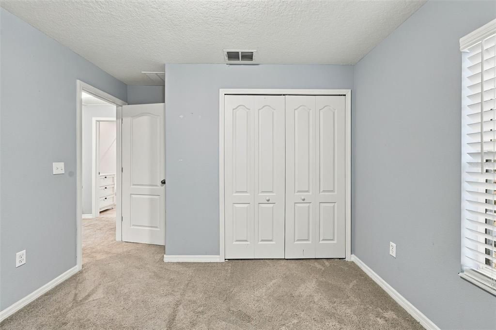 For Sale: $179,900 (3 beds, 2 baths, 1363 Square Feet)