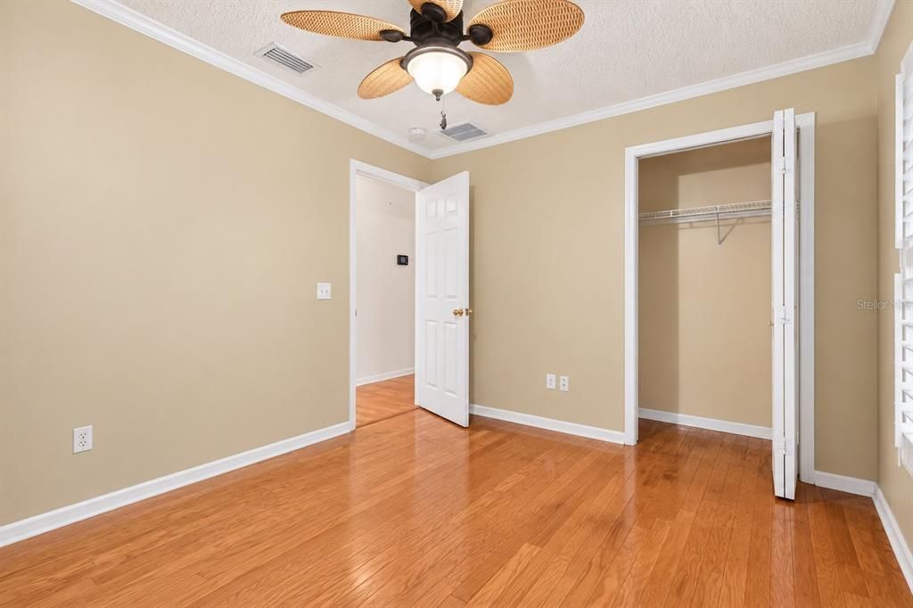 En Venta: $555,000 (4 camas, 2 baños, 1659 Pies cuadrados)