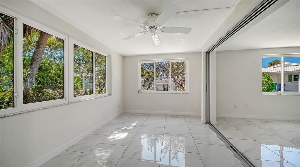 En Venta: $425,000 (2 camas, 2 baños, 1326 Pies cuadrados)