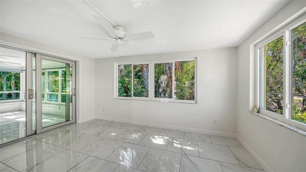 En Venta: $425,000 (2 camas, 2 baños, 1326 Pies cuadrados)