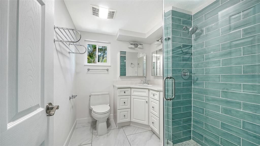 En Venta: $425,000 (2 camas, 2 baños, 1326 Pies cuadrados)