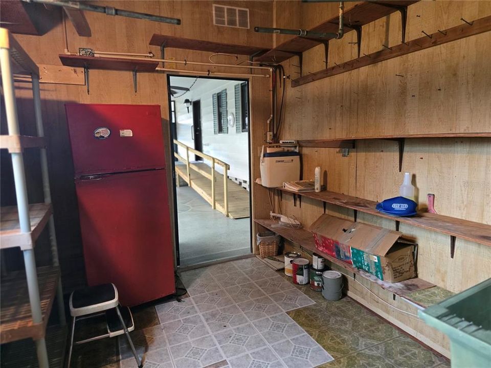 На продажу: $155,000 (2 спален, 2 ванн, 1488 Квадратных фут)