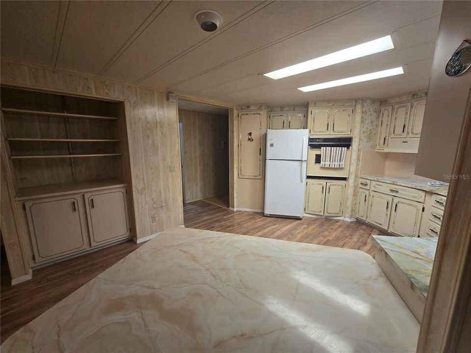На продажу: $155,000 (2 спален, 2 ванн, 1488 Квадратных фут)
