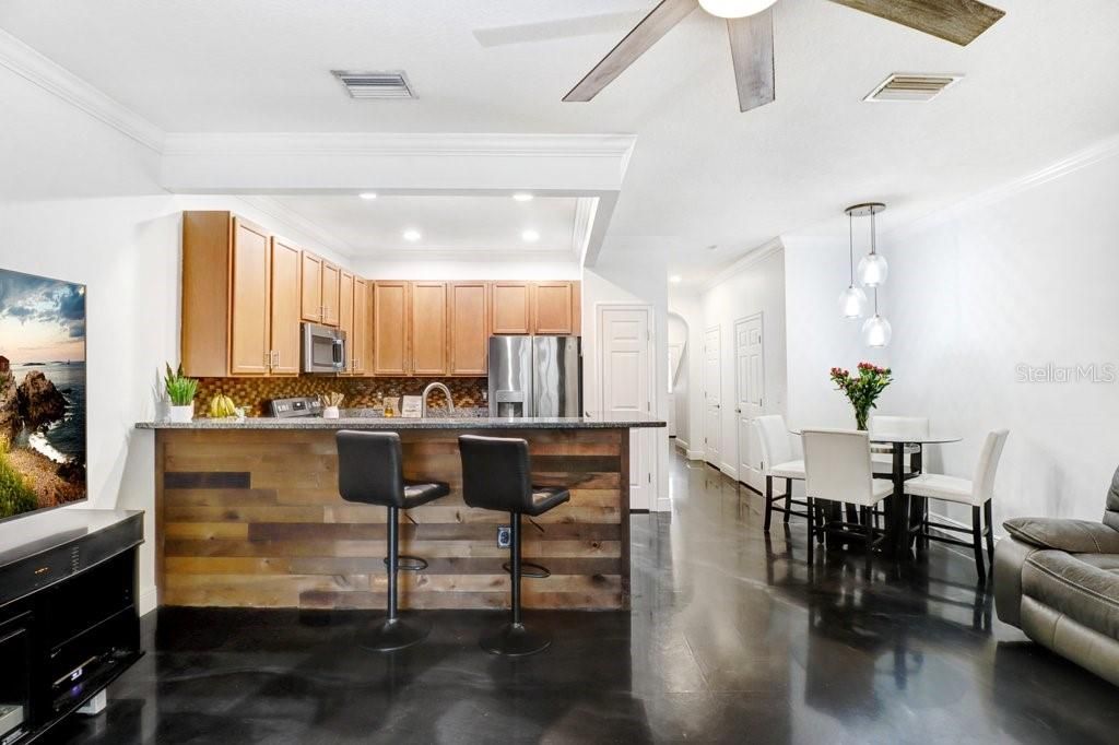 En Venta: $339,900 (3 camas, 2 baños, 1420 Pies cuadrados)
