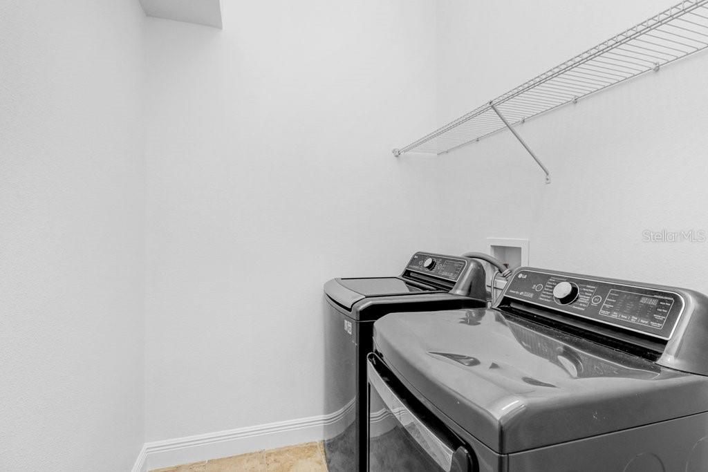 En Venta: $339,900 (3 camas, 2 baños, 1420 Pies cuadrados)