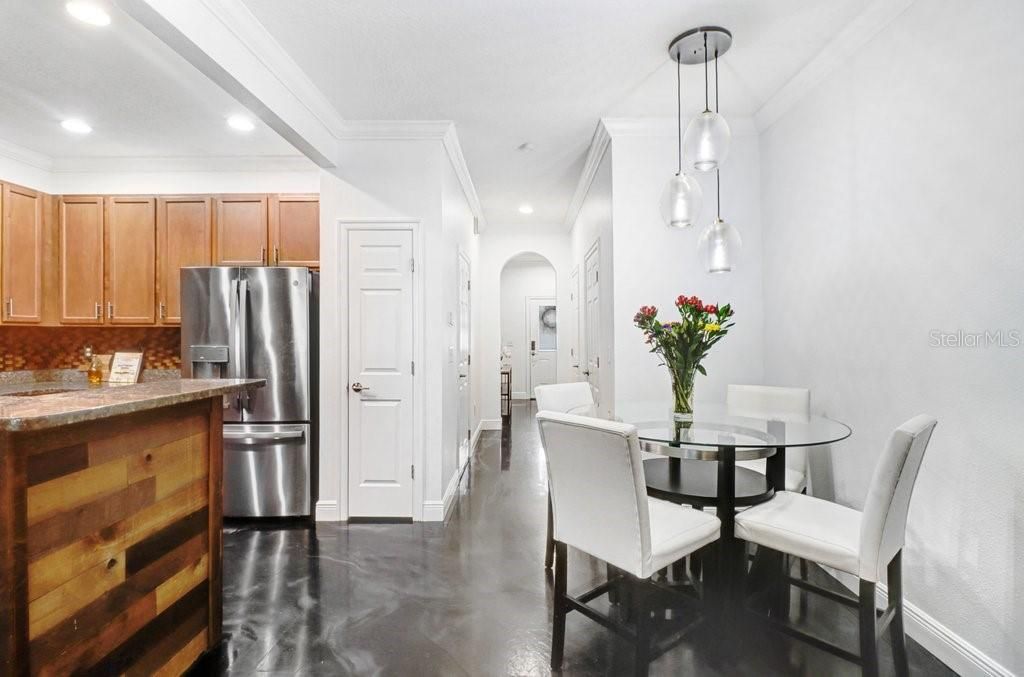 En Venta: $339,900 (3 camas, 2 baños, 1420 Pies cuadrados)