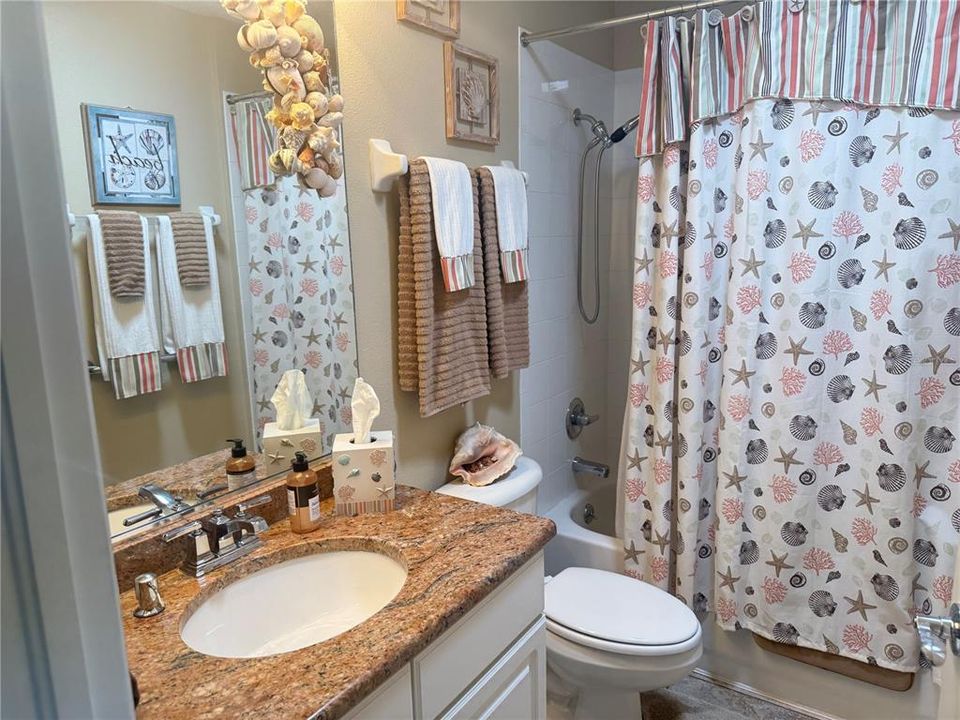 В аренду: $2,200 (2 спален, 2 ванн, 1700 Квадратных фут)