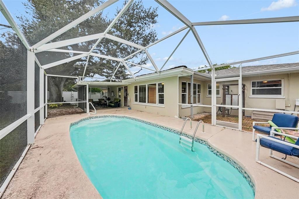 En Venta: $550,000 (2 camas, 2 baños, 1457 Pies cuadrados)