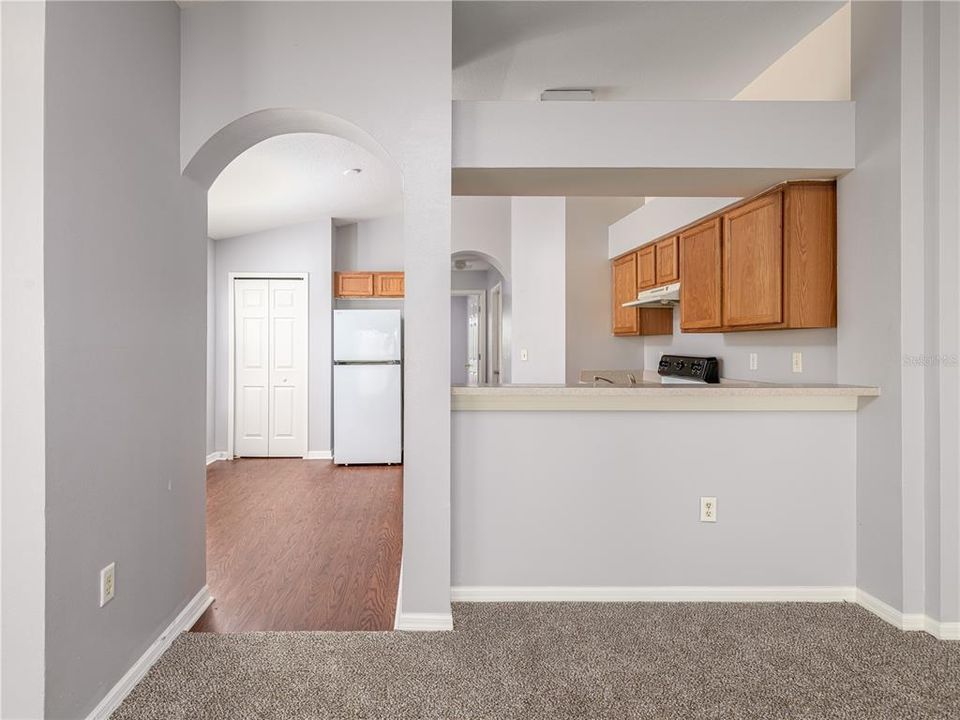 В аренду: $1,950 (3 спален, 2 ванн, 1350 Квадратных фут)