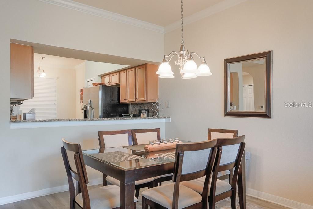 В аренду: $4,200 (2 спален, 2 ванн, 1121 Квадратных фут)
