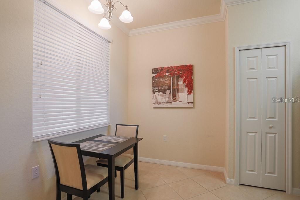 В аренду: $4,200 (2 спален, 2 ванн, 1121 Квадратных фут)