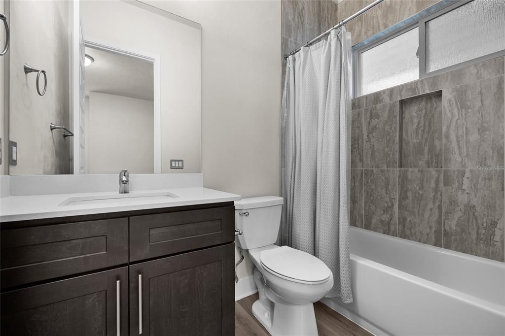 En Venta: $509,900 (4 camas, 3 baños, 2380 Pies cuadrados)