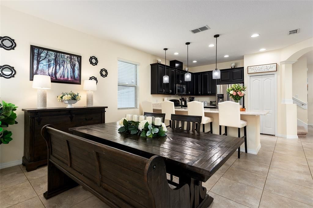 For Sale: $517,900 (4 beds, 2 baths, 2200 Square Feet)