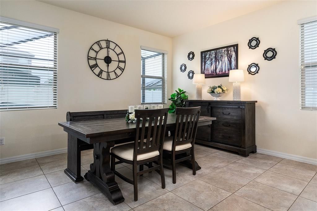 For Sale: $517,900 (4 beds, 2 baths, 2200 Square Feet)