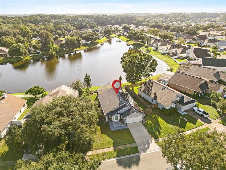 На продажу: $425,000 (3 спален, 2 ванн, 1244 Квадратных фут)